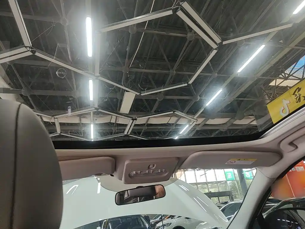 Nissan Qashqai — миниатюра 18