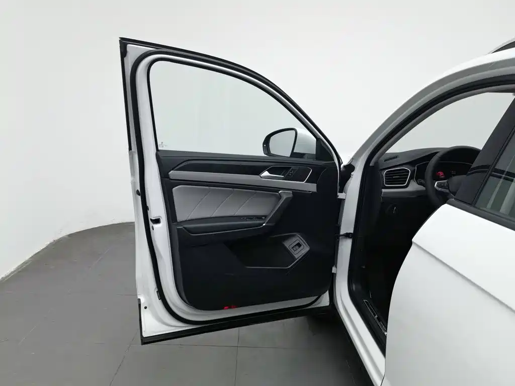 Volkswagen Tayron — миниатюра 8