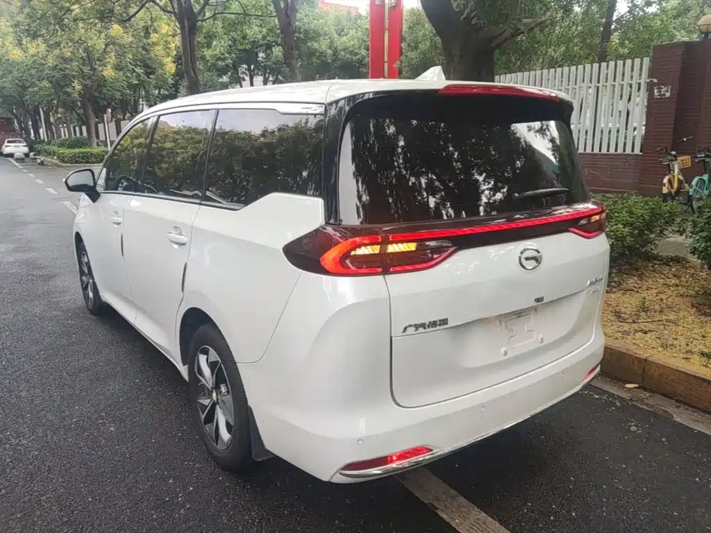 GAC Motor Trumpchi M6 — миниатюра 5