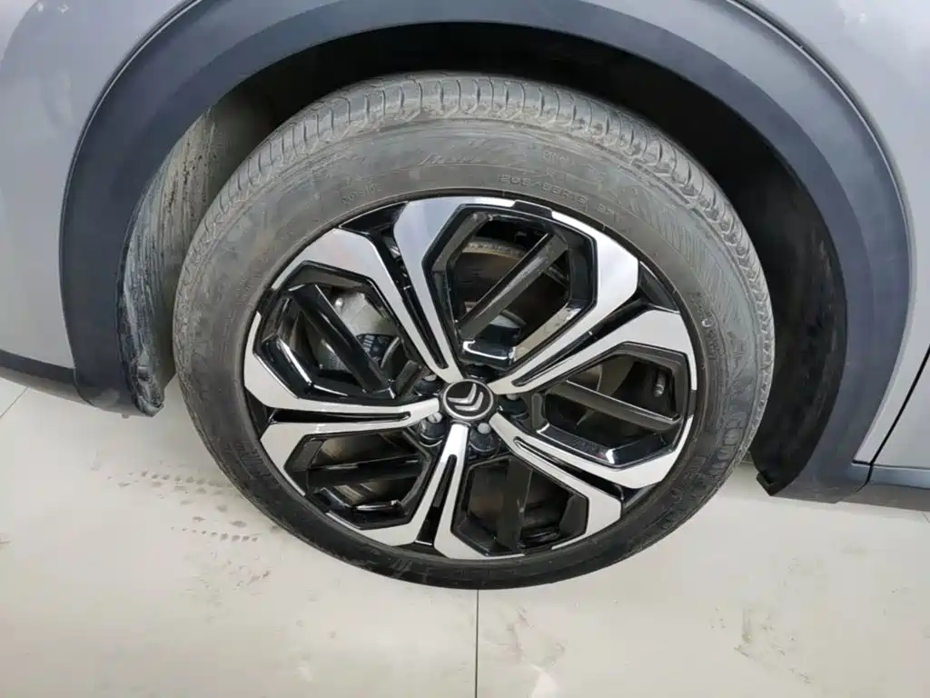 Citroen C5 X — миниатюра 23