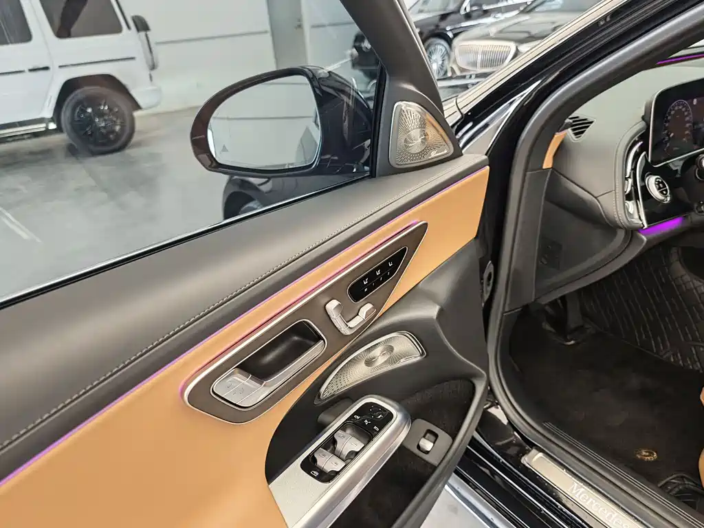 Mercedes-Benz E-Class E 2024 E 300 L Luxury