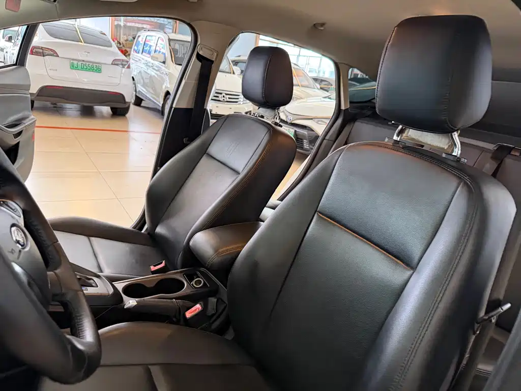 Ford Focus — миниатюра 28