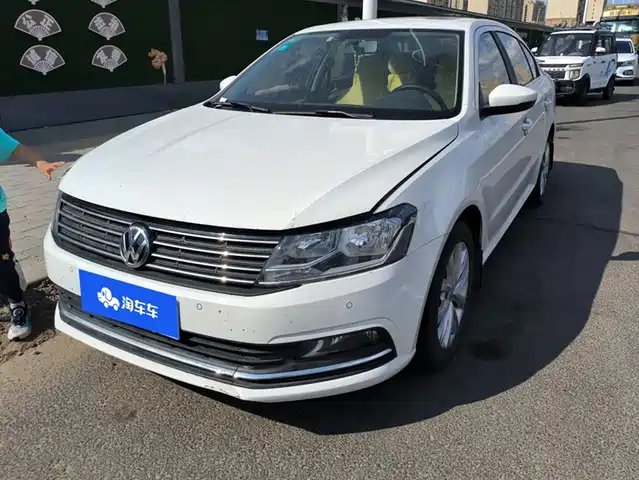 VOLKSWAGEN LAVIDA 2017