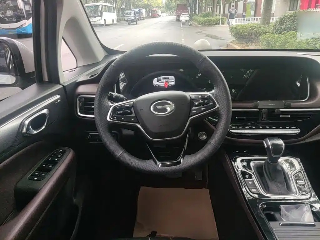GAC Motor Trumpchi M6 — миниатюра 11