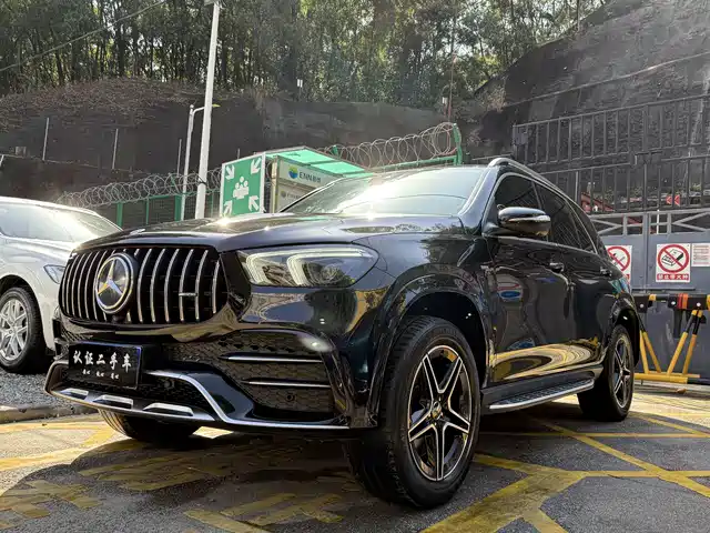 MERCEDES-BENZ GLE AMG