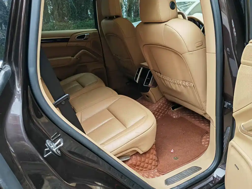 PORSCHE CAYENNE NEW ENERGY