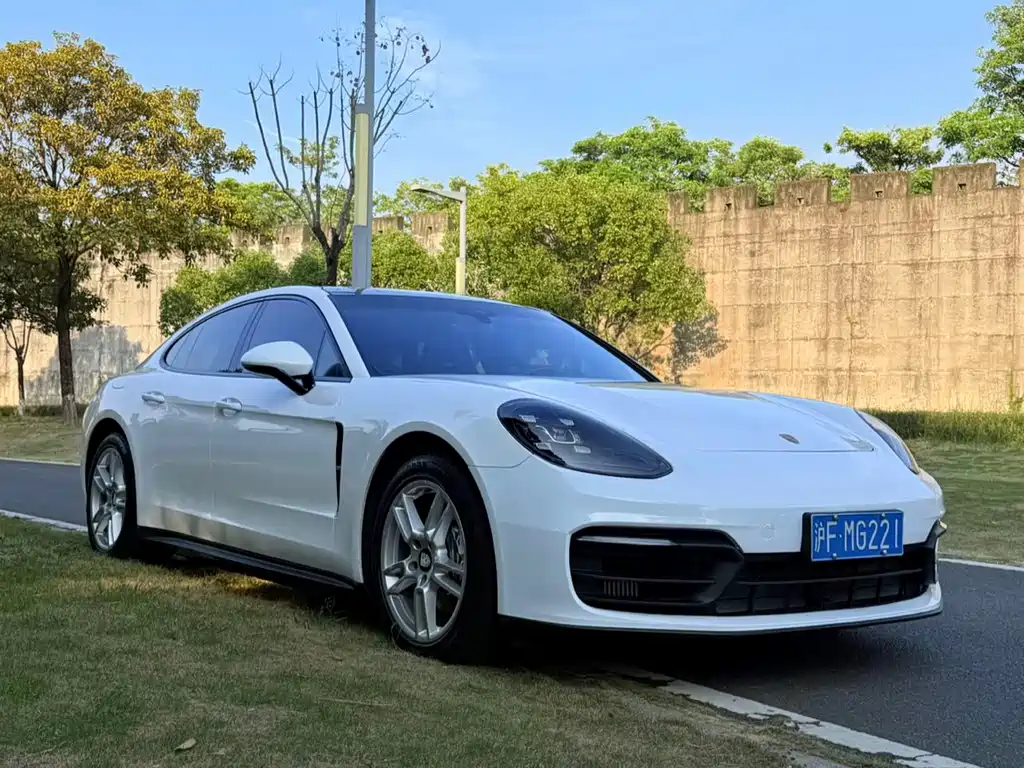 Porsche Panamera — миниатюра 3