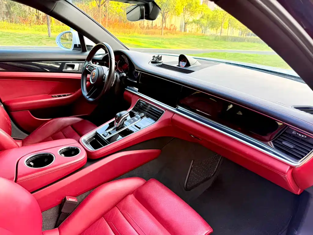 Porsche Panamera — миниатюра 6