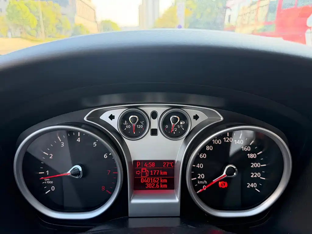 Ford Focus — миниатюра 4