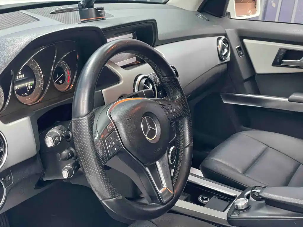 Mercedes-Benz GLK 2013 GLK 300 4MATIC