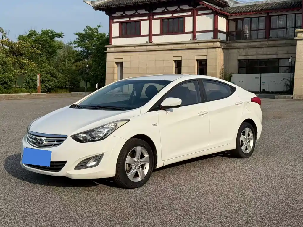 Купить Hyundai Elantra Langdong