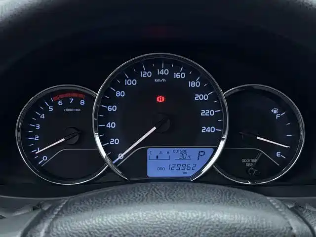 Toyota Corolla — миниатюра 10