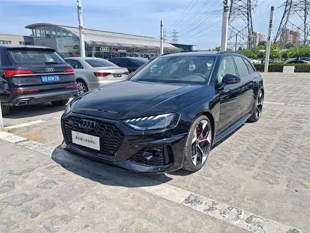 Audi RS
