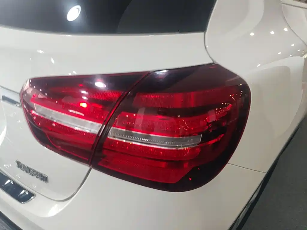 Mercedes-Benz GLA — миниатюра 8