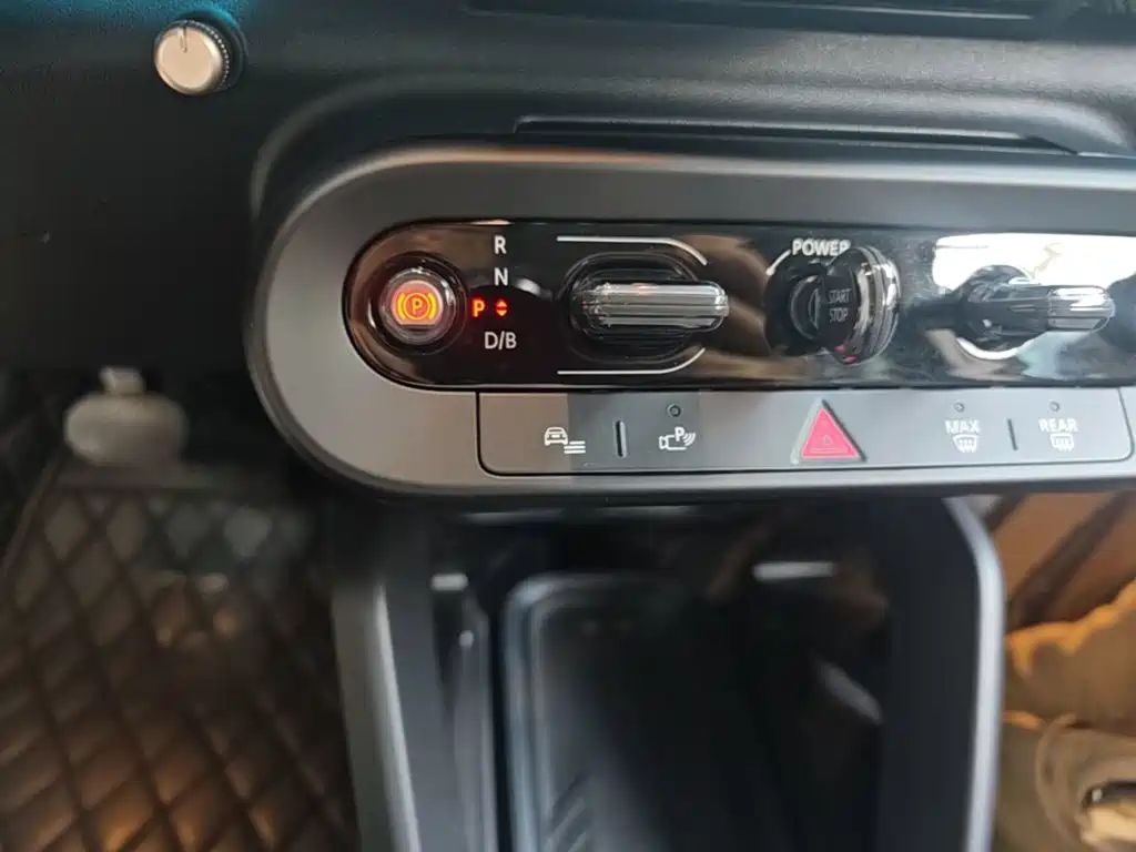 MINI MINI COOPER EV — миниатюра 14