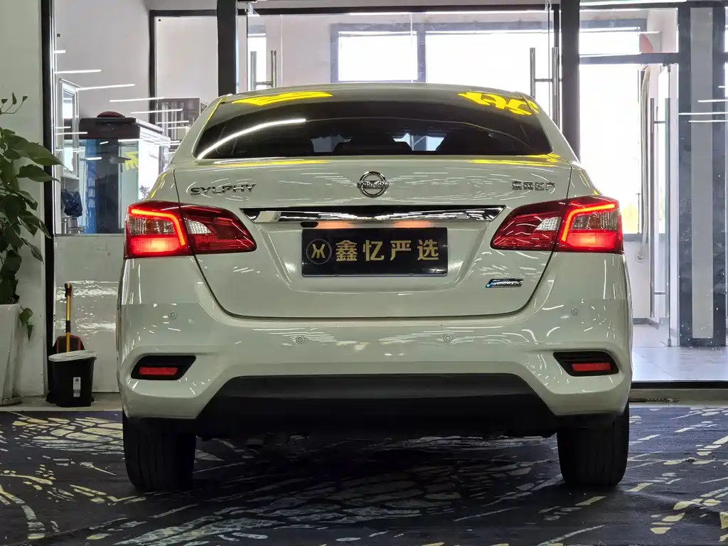 Nissan Sylphy — миниатюра 17