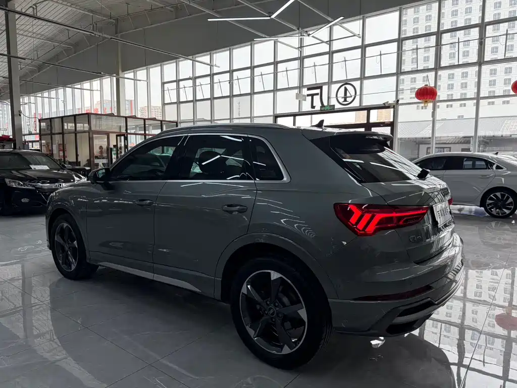 Audi Q3 2022 35 TFSI Fashion
