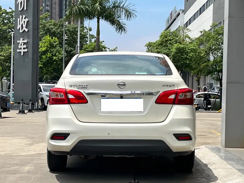 Nissan Sylphy — миниатюра 3