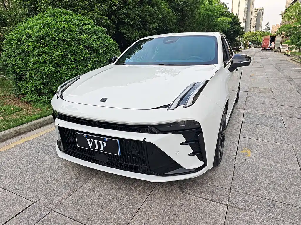 Lynk & Co 03 — миниатюра 2