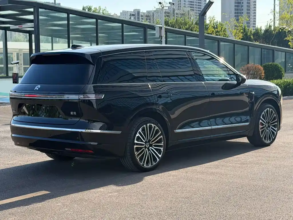 NIO ES8 — миниатюра 6