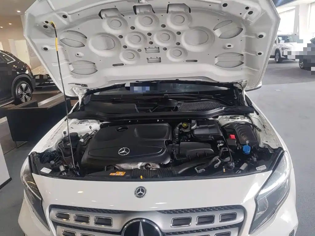 Mercedes-Benz GLA — миниатюра 20