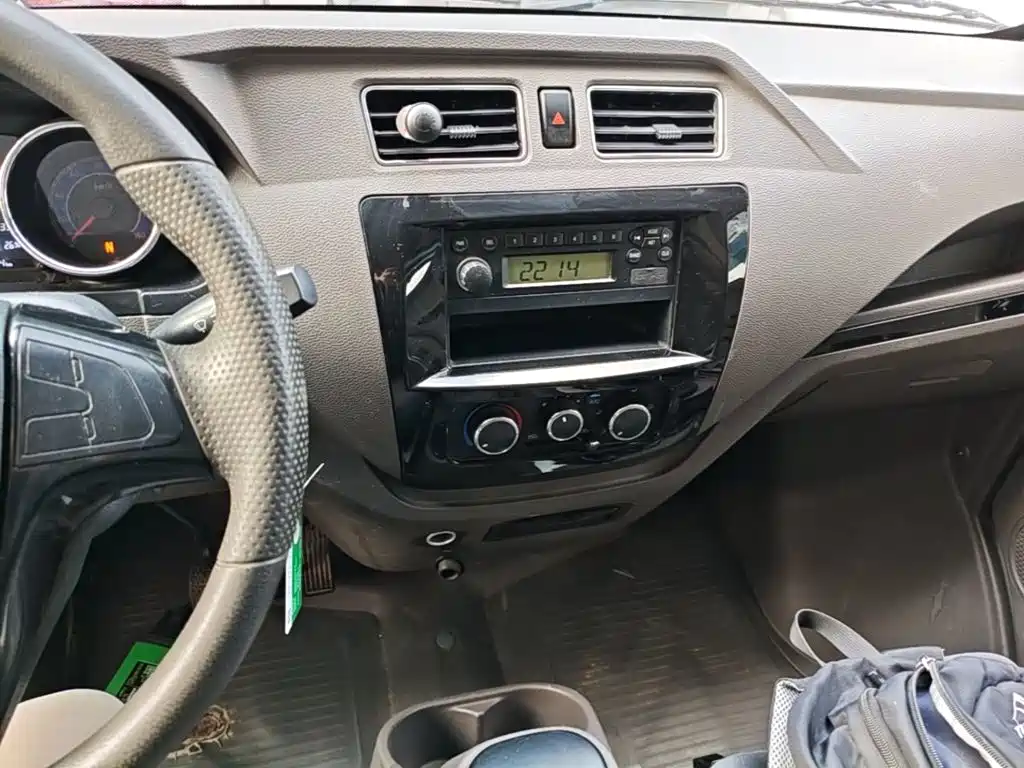 Geely Shuailing — миниатюра 13