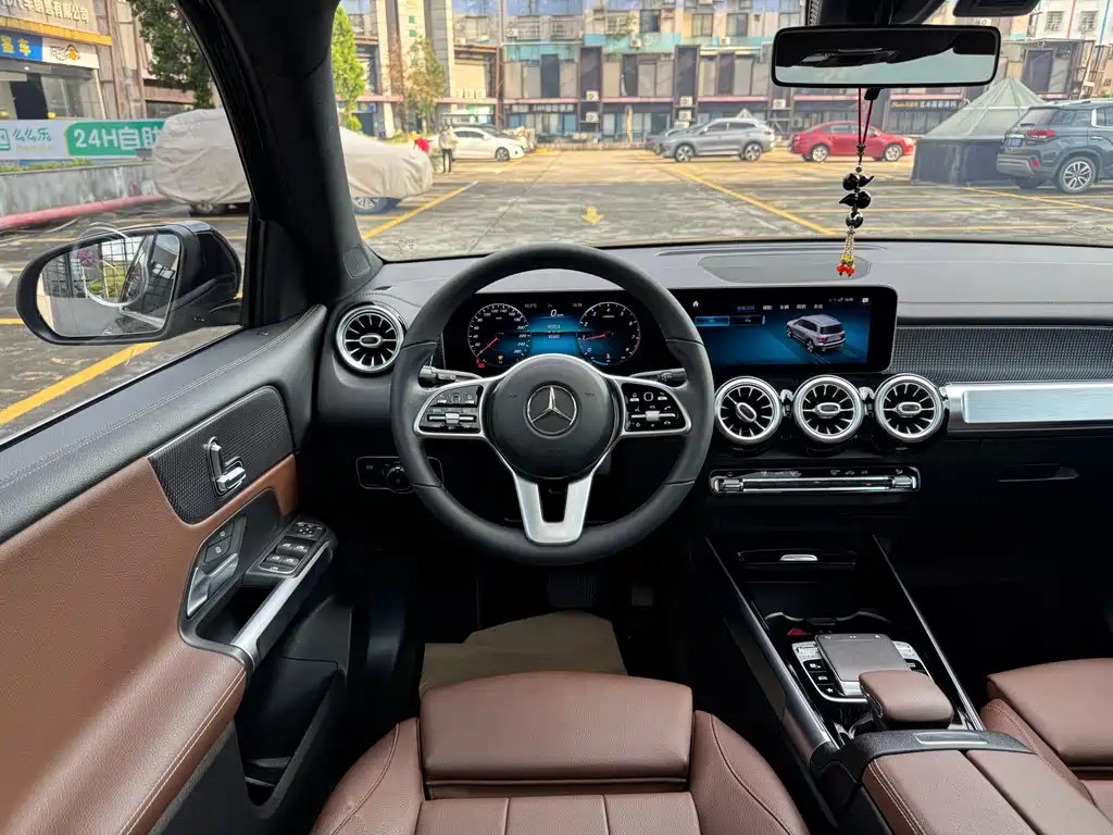 Mercedes-Benz GLB — миниатюра 5