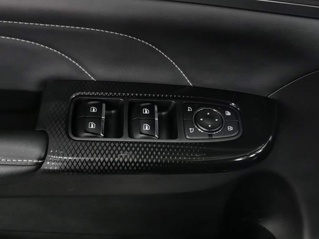 Haval Haval M6 1.5 л 2022 г. Чёрный, пробег 31300 км