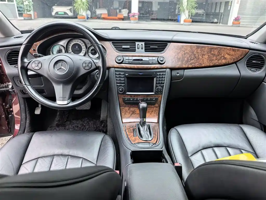 Mercedes-Benz CLS 2009 CLS 300
