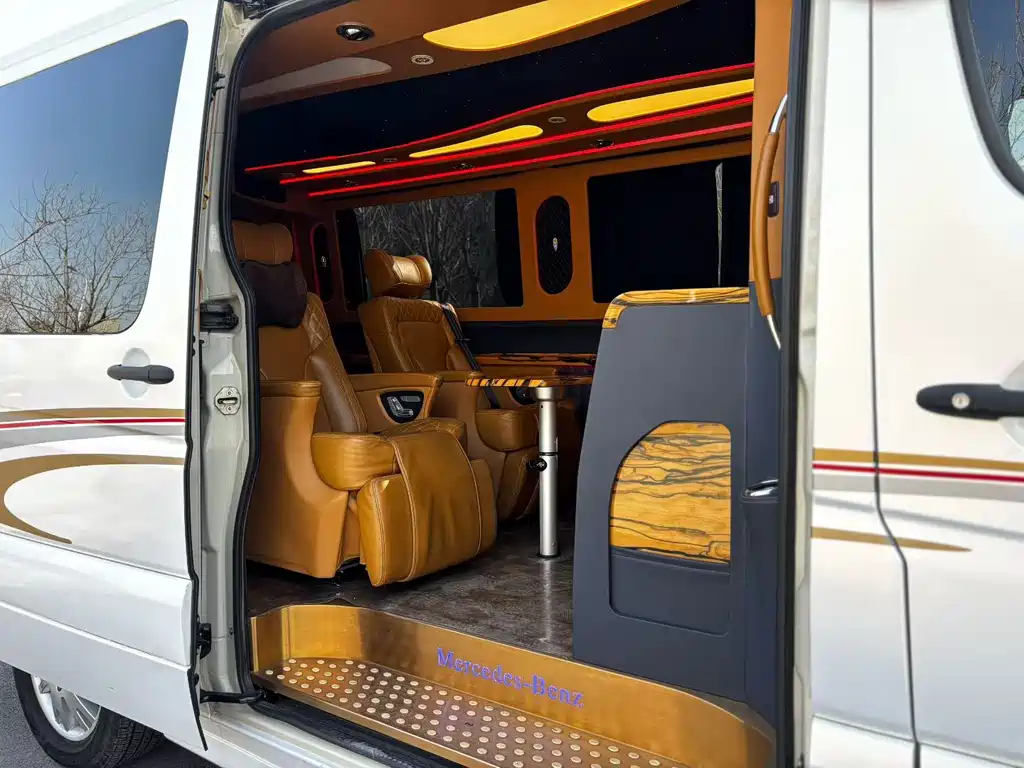 Mercedes-Benz Sprinter — миниатюра 15