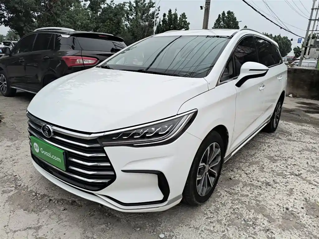 Купить BYD MAX