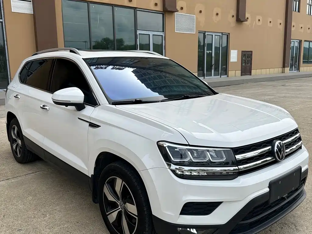 Volkswagen Tharu 2022 280TSI Comfort