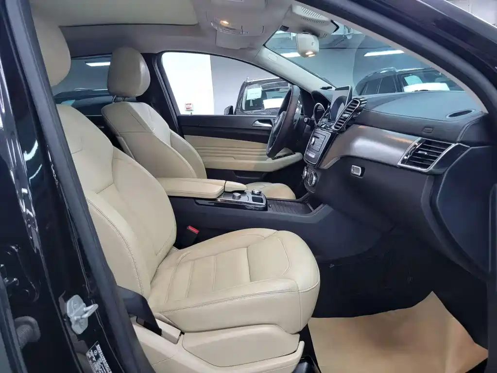 Mercedes-Benz GLE 2015 GLE 320 4MATIC SUV