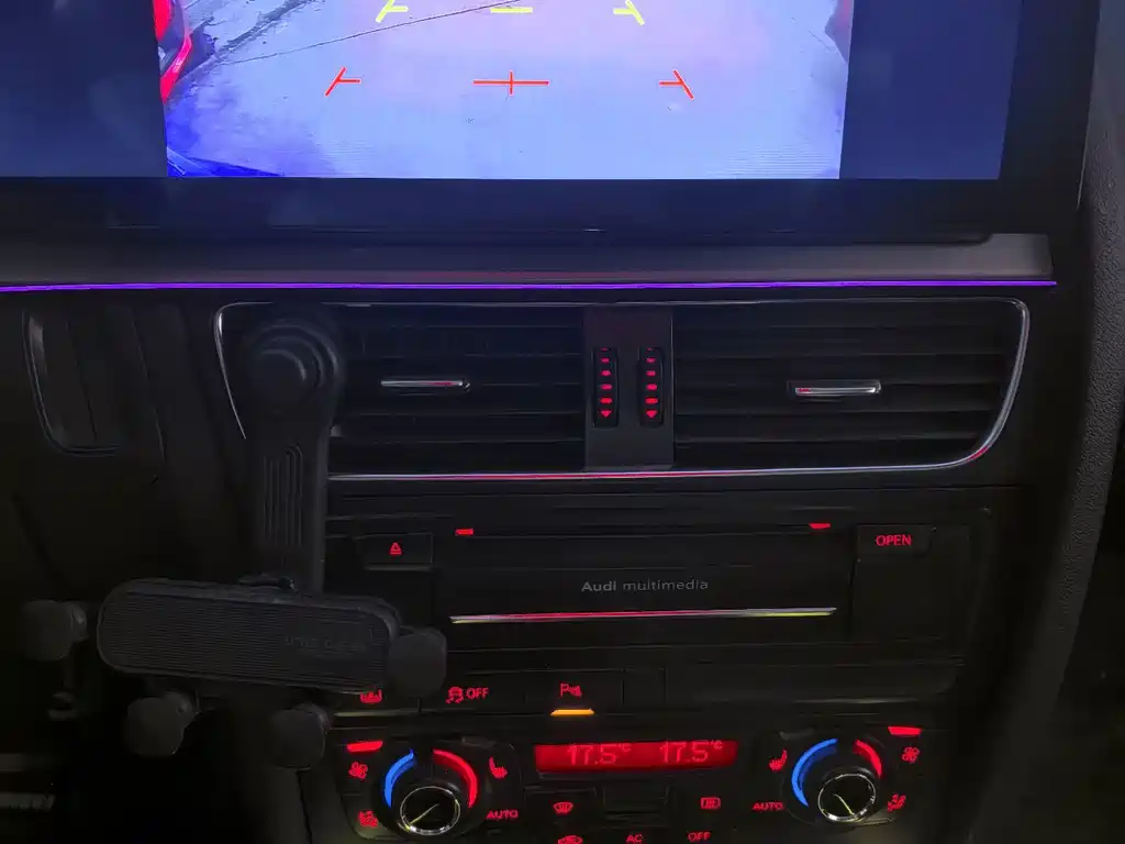 Audi A4L — миниатюра 18