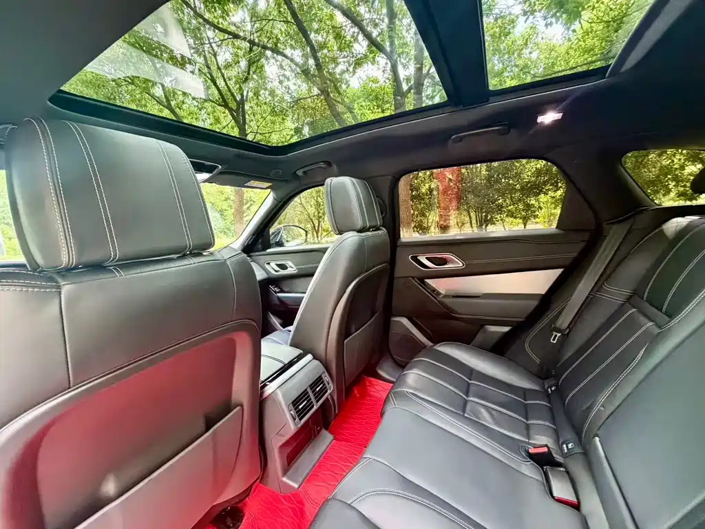 Land Rover Velar — миниатюра 9