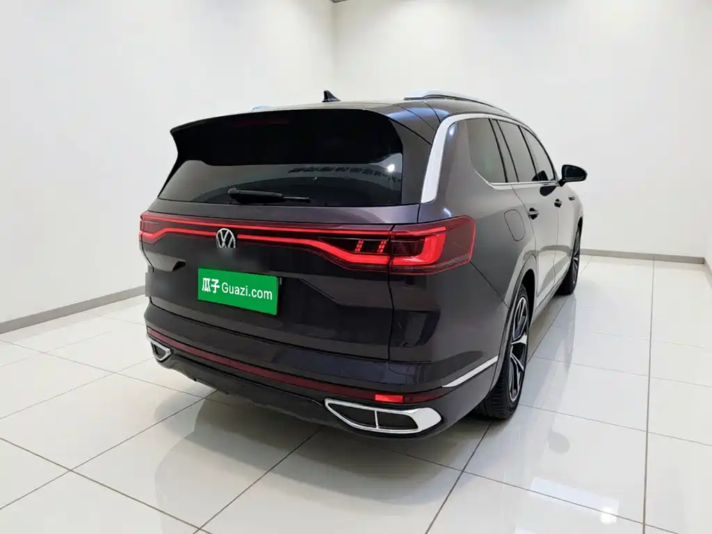 Volkswagen Viloran 2021 380TSI R-Line