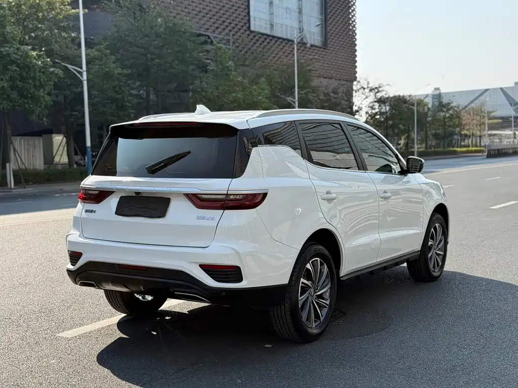 GEELY AUTOMOBILE VISION X6