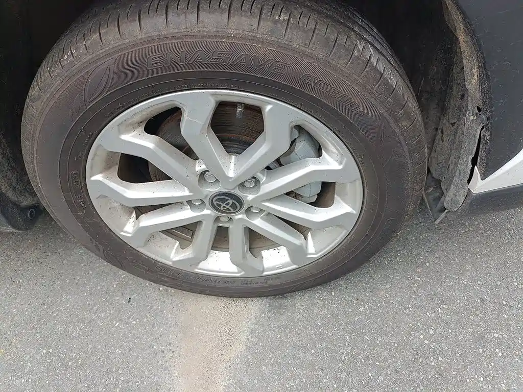 Toyota Frontlander — миниатюра 8