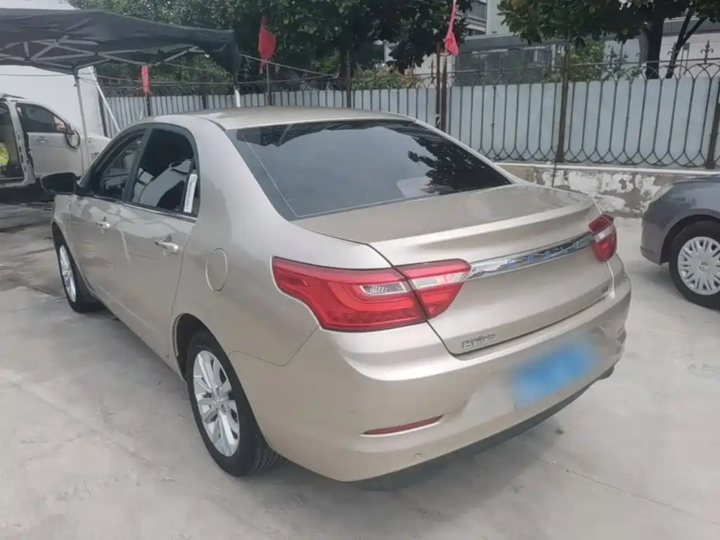 Geely Vision — миниатюра 5