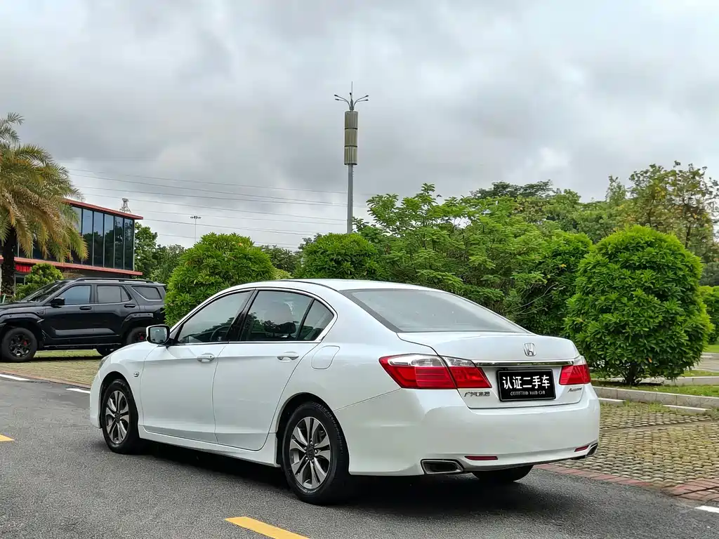 Honda Accord 2015 2.0L LXS Elite