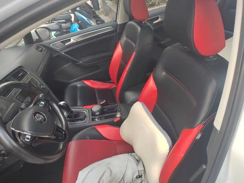 Volkswagen Golf — миниатюра 12