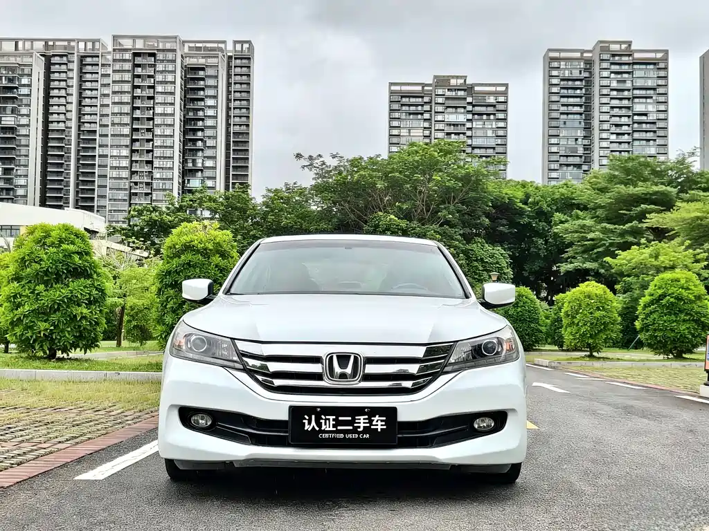 Honda Accord 2015 2.0L LXS Elite