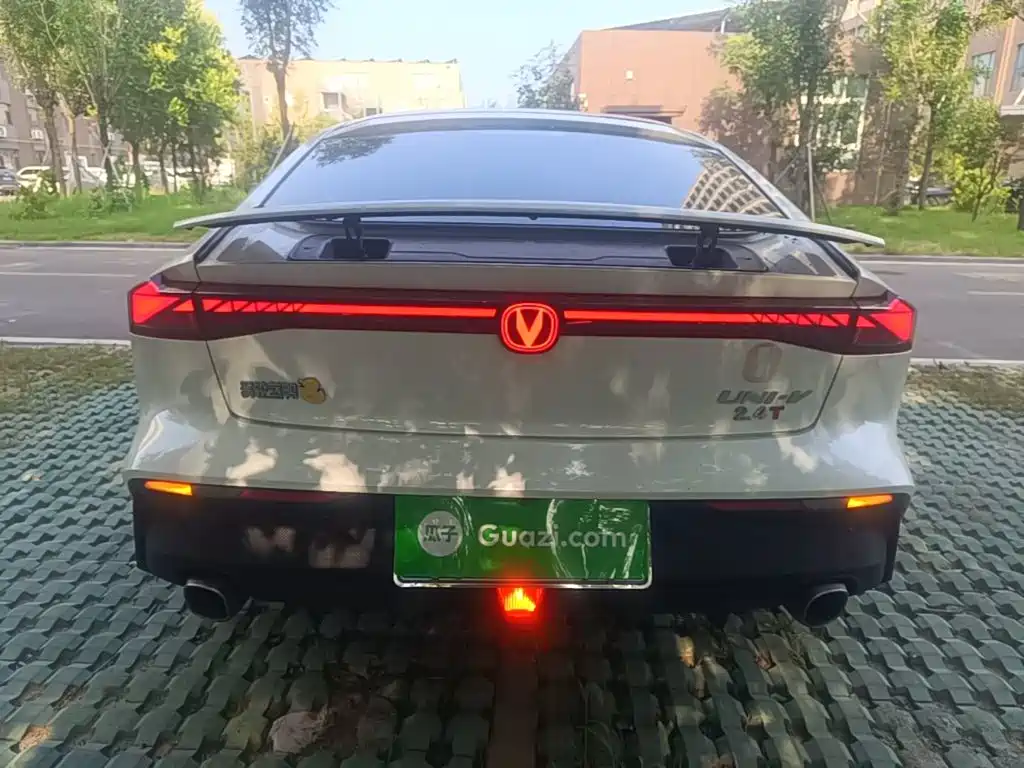 Changan UNI-V — миниатюра 6