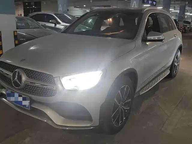 2020 Mercedes-Benz GLC