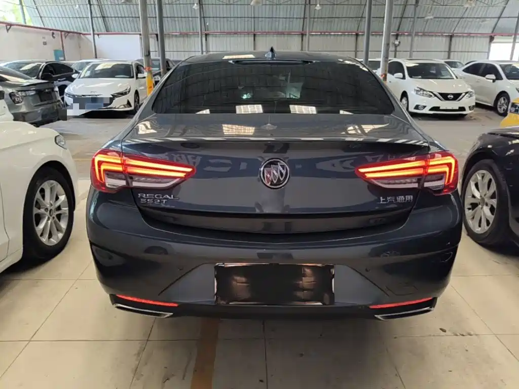 Buick Regal — миниатюра 6