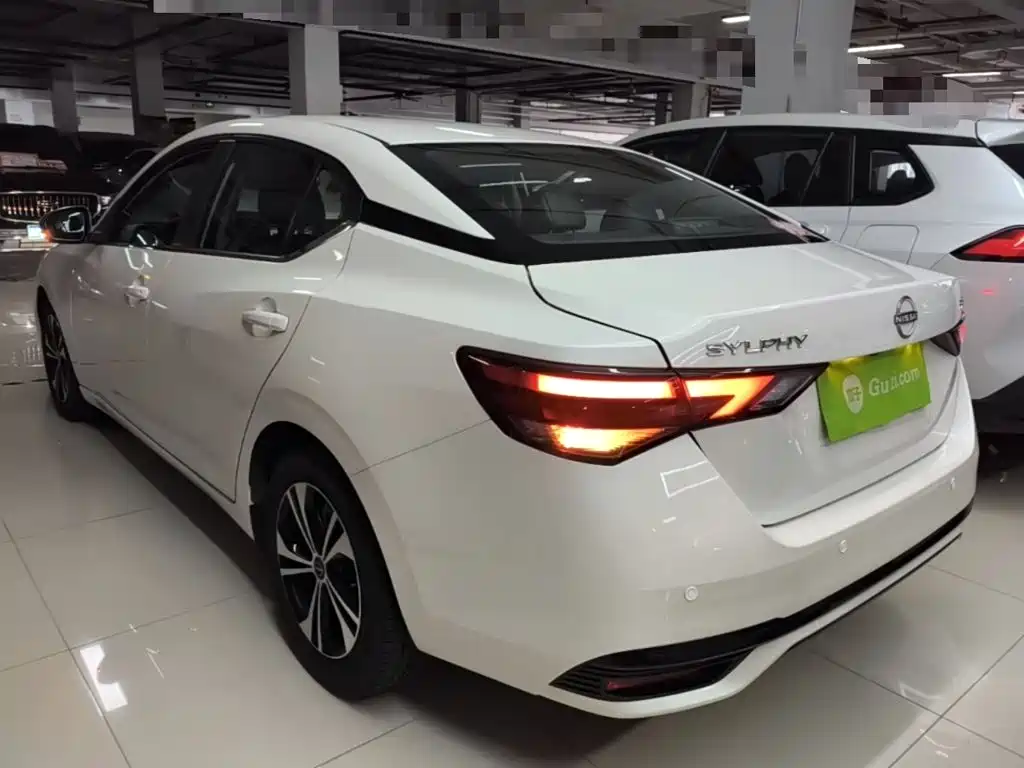 Nissan Sylphy — миниатюра 5