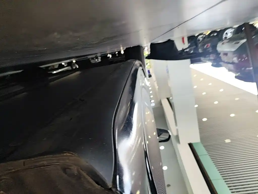 Tesla Model 3 — миниатюра 22