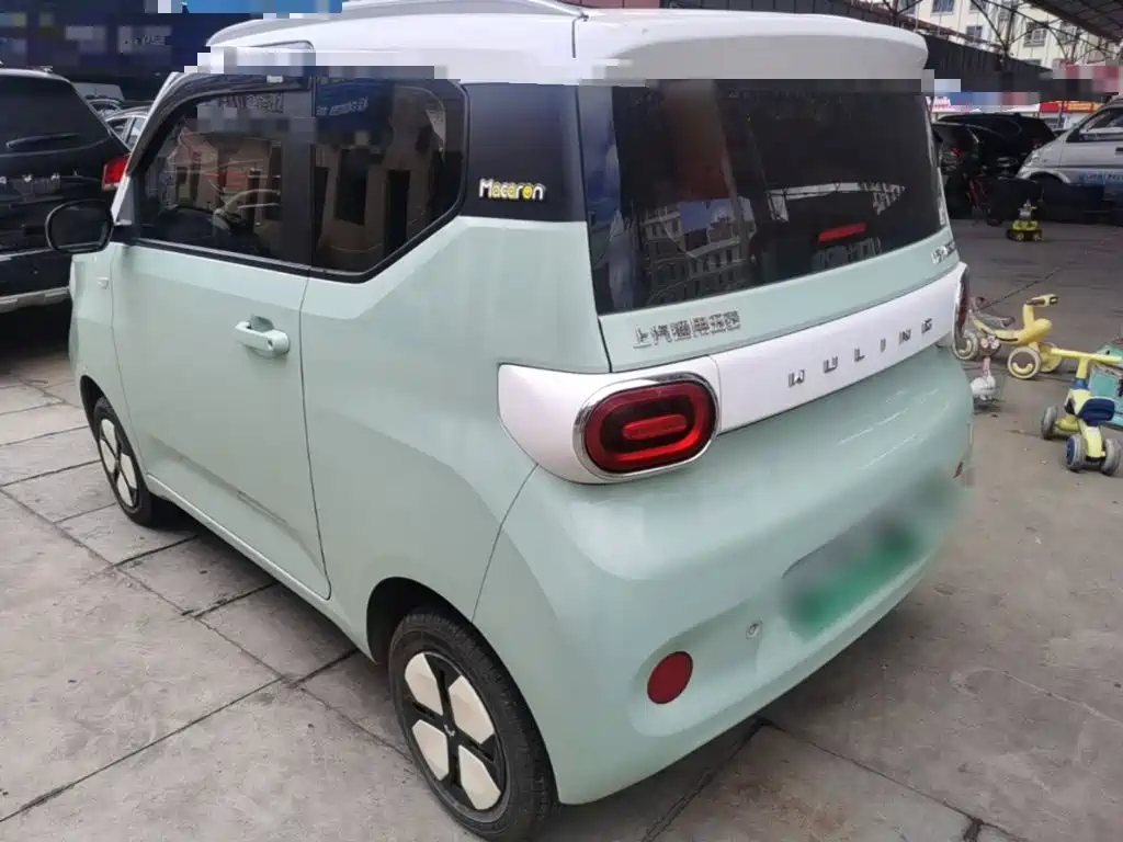 Wuling MINIEV — миниатюра 5