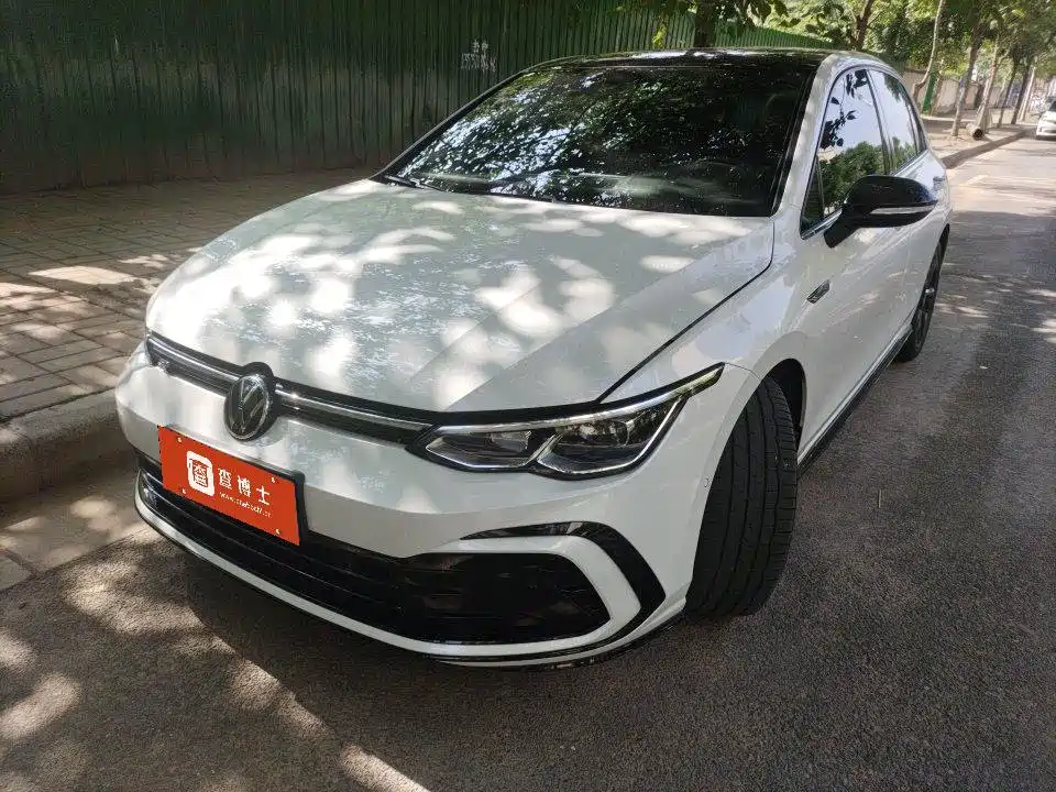 Купить Volkswagen Golf