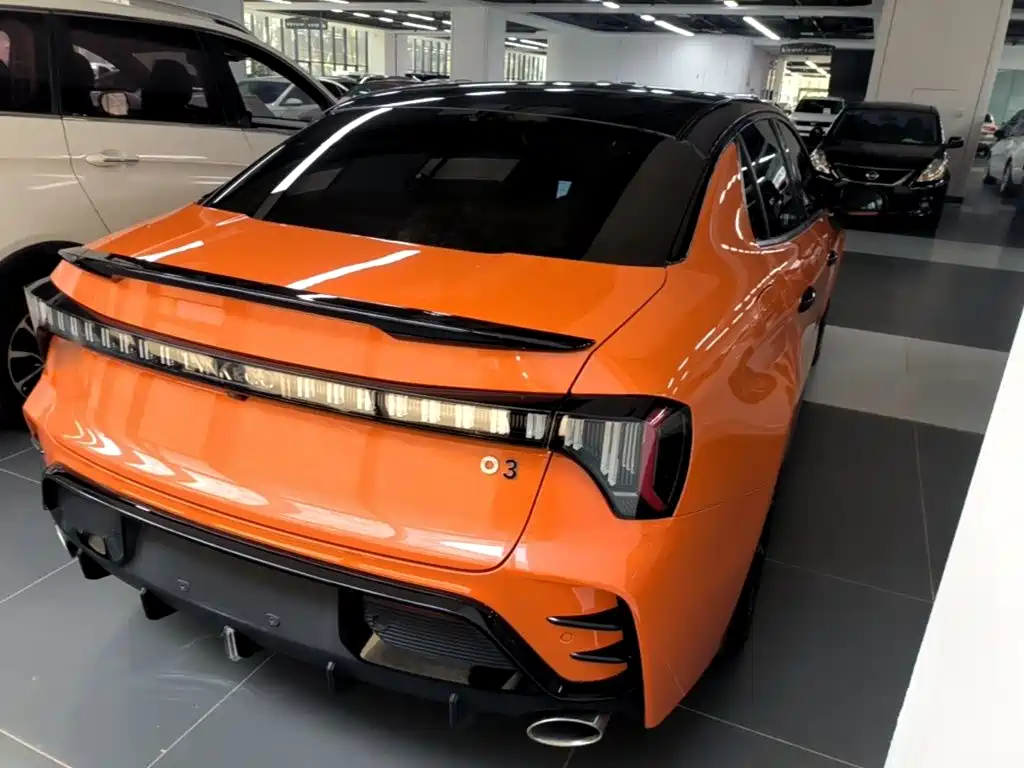 Lynk & Co 03 — миниатюра 7